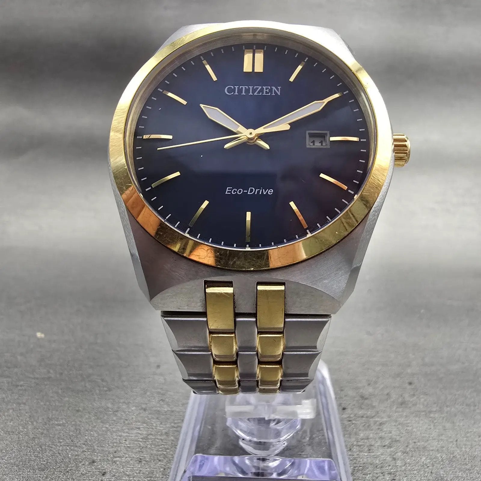 Citizen Eco-Drive Watch Men 40mm Blue Dial Two Tone Date E111-S099633 Works5