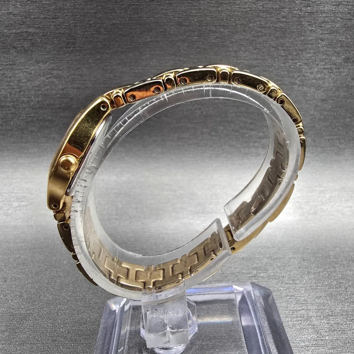 Seiko Watch Women 17mm Gold Dial Gold Tone Oval 1N01-0CS0 New Battery Vintage6