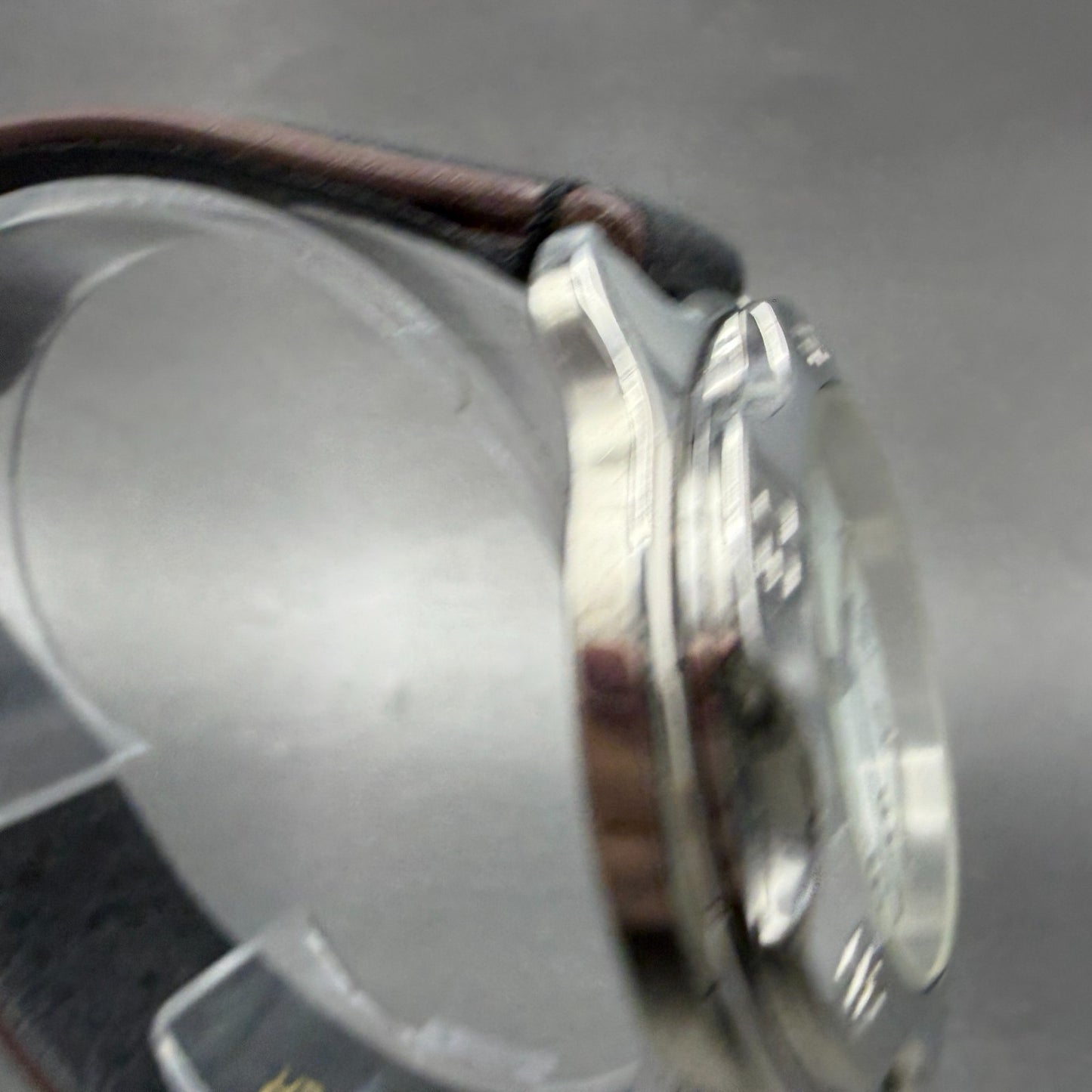 Victorinox Swiss Army Officer Watch Men 39mm White Dial Silver Date Round PARTS4