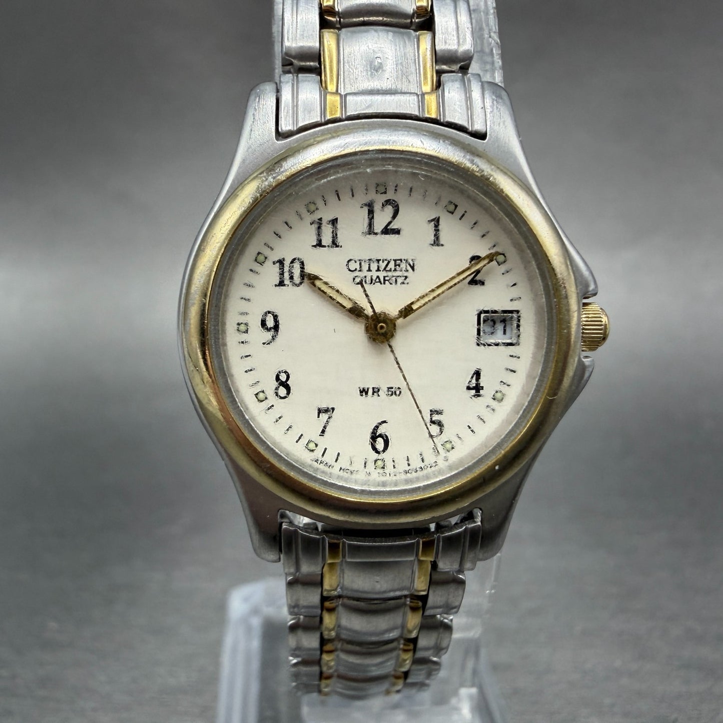 Citizen Watch Women 24mm Cream Dial Two Tone Date Round 1012-S038375 New Batt OP0