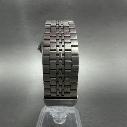 Seiko SilverWave Watch Men 35mm Black Dial Silver Tone 7121-7020 New Battery7