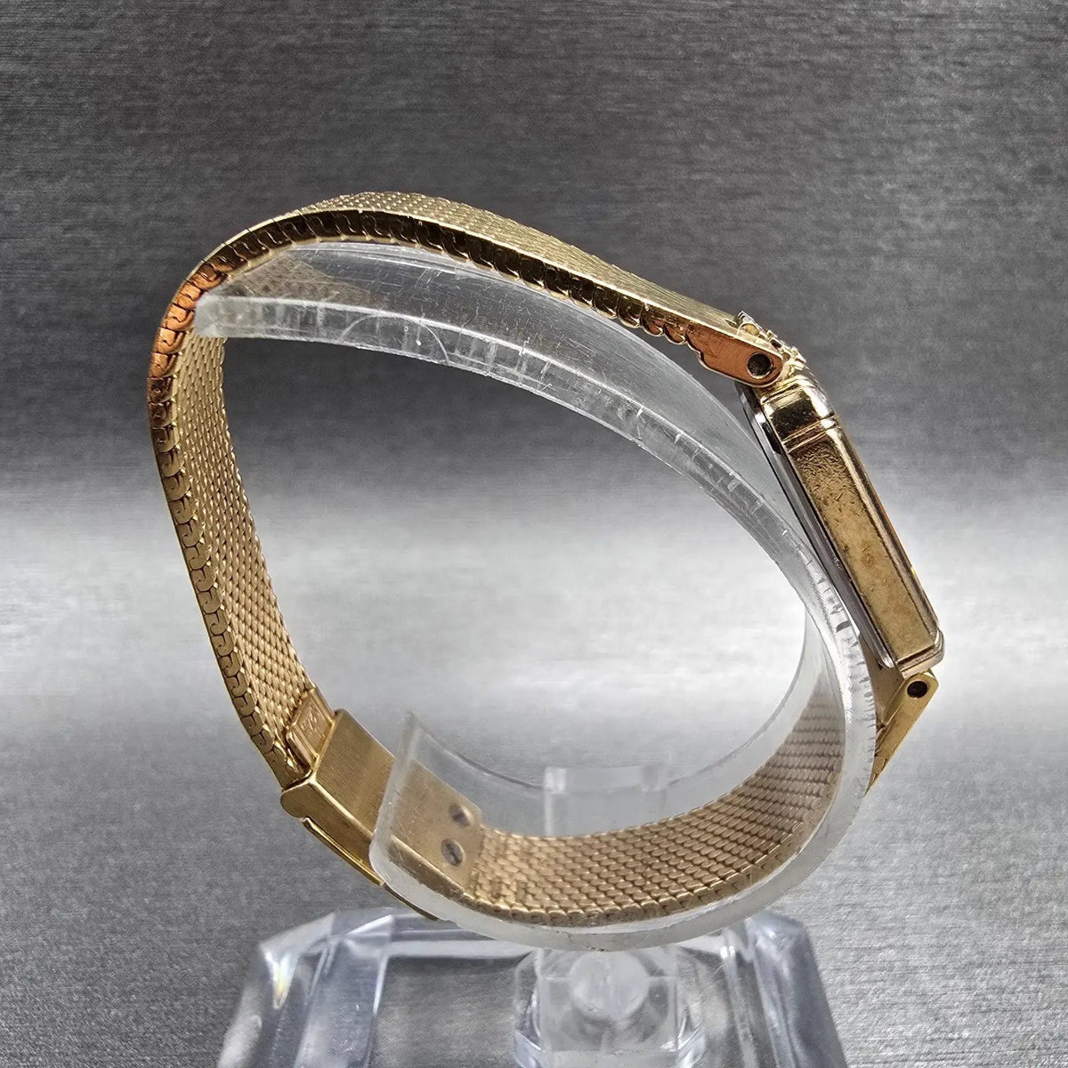 Seiko Lassale Watch Women 14mm Gold Dial Gold Rectangle Diamonds New Battery VTG8