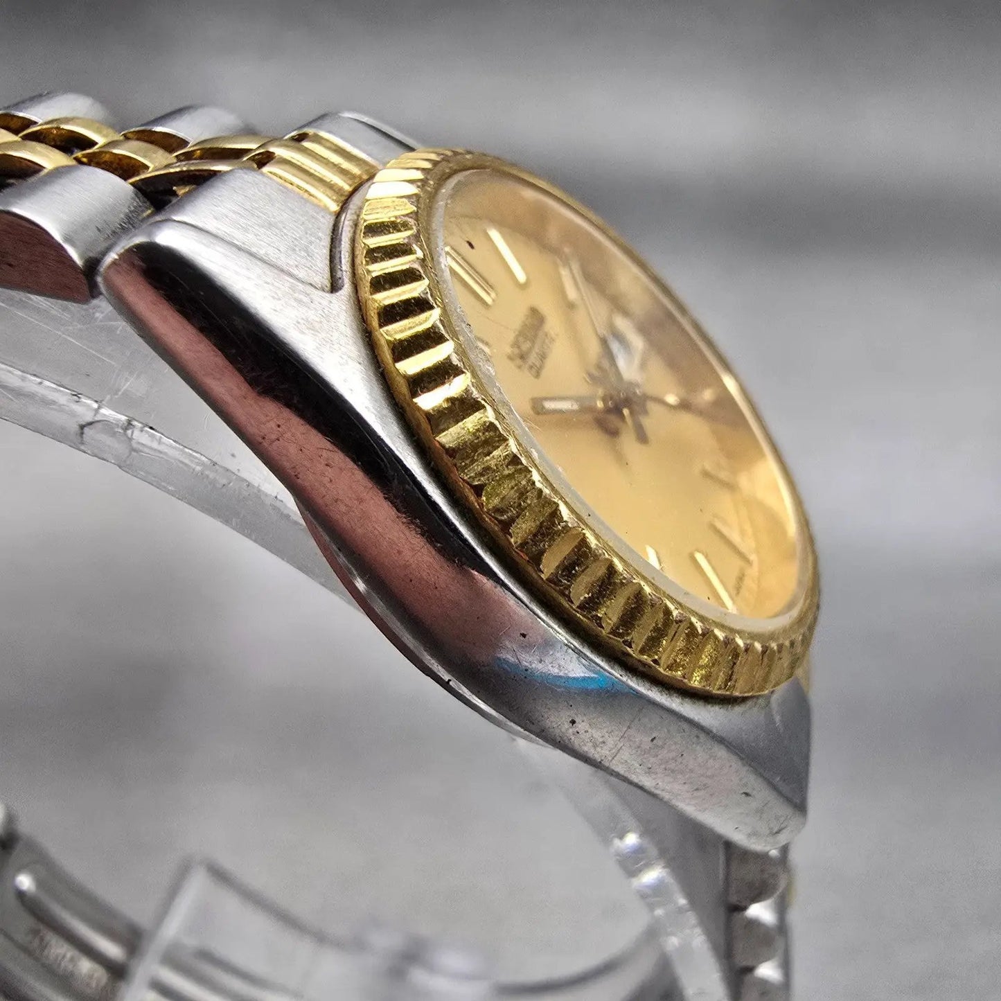 Seiko Watch Women 24mm Gold Dial Two Tone Daydate Round 7N83-0041 New Battery3