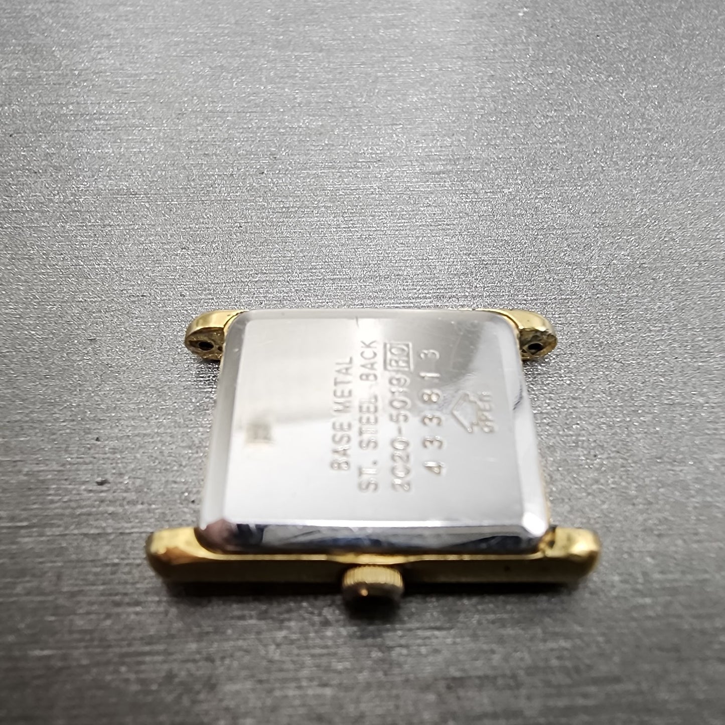 Seiko Tank Watch Women 18mm White Dial Gold Tone Rectangle 2c205019 New Battery7