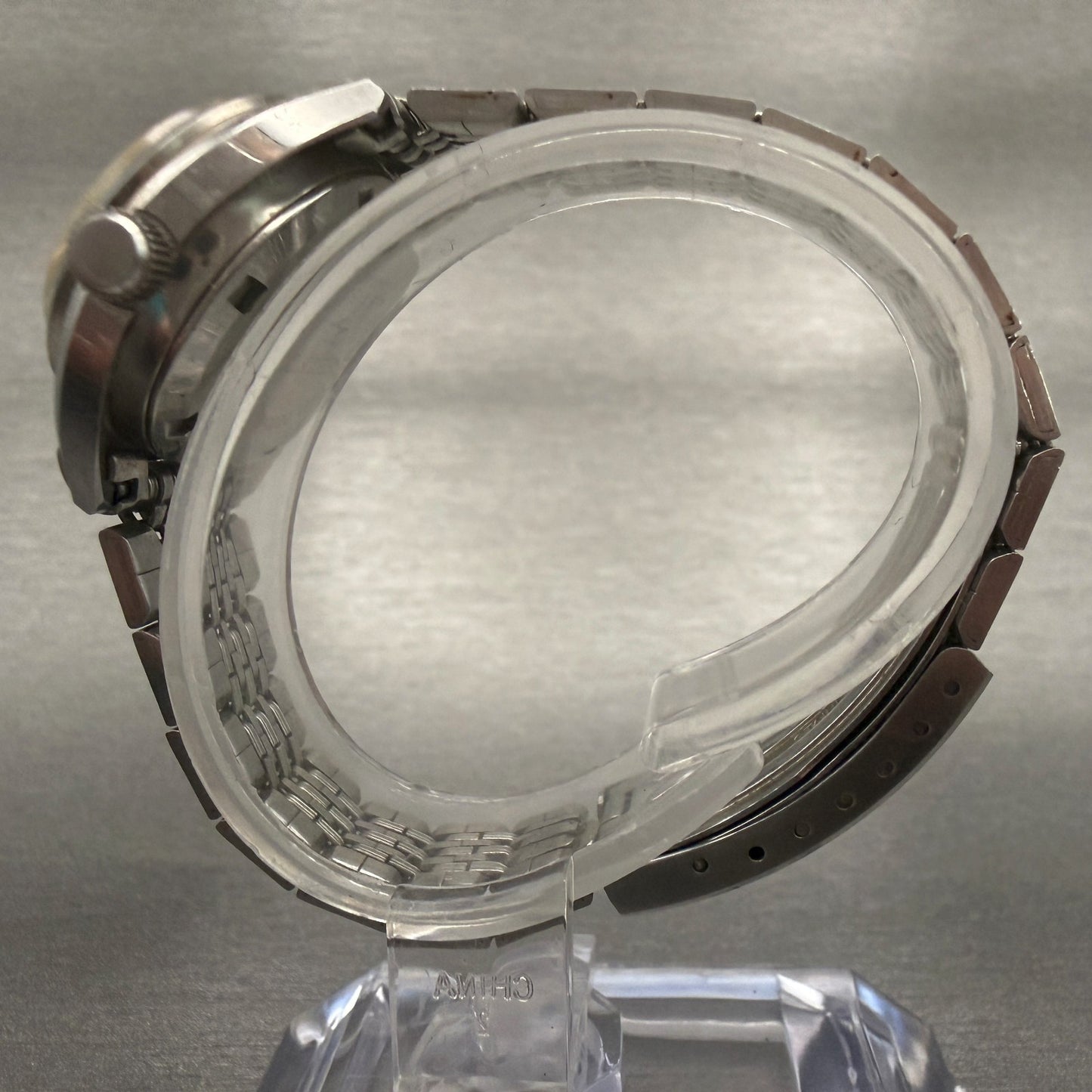 Seiko Watch Women 23mm Silver Dial Silver Tone Date Round 2205-0050 New Battery6