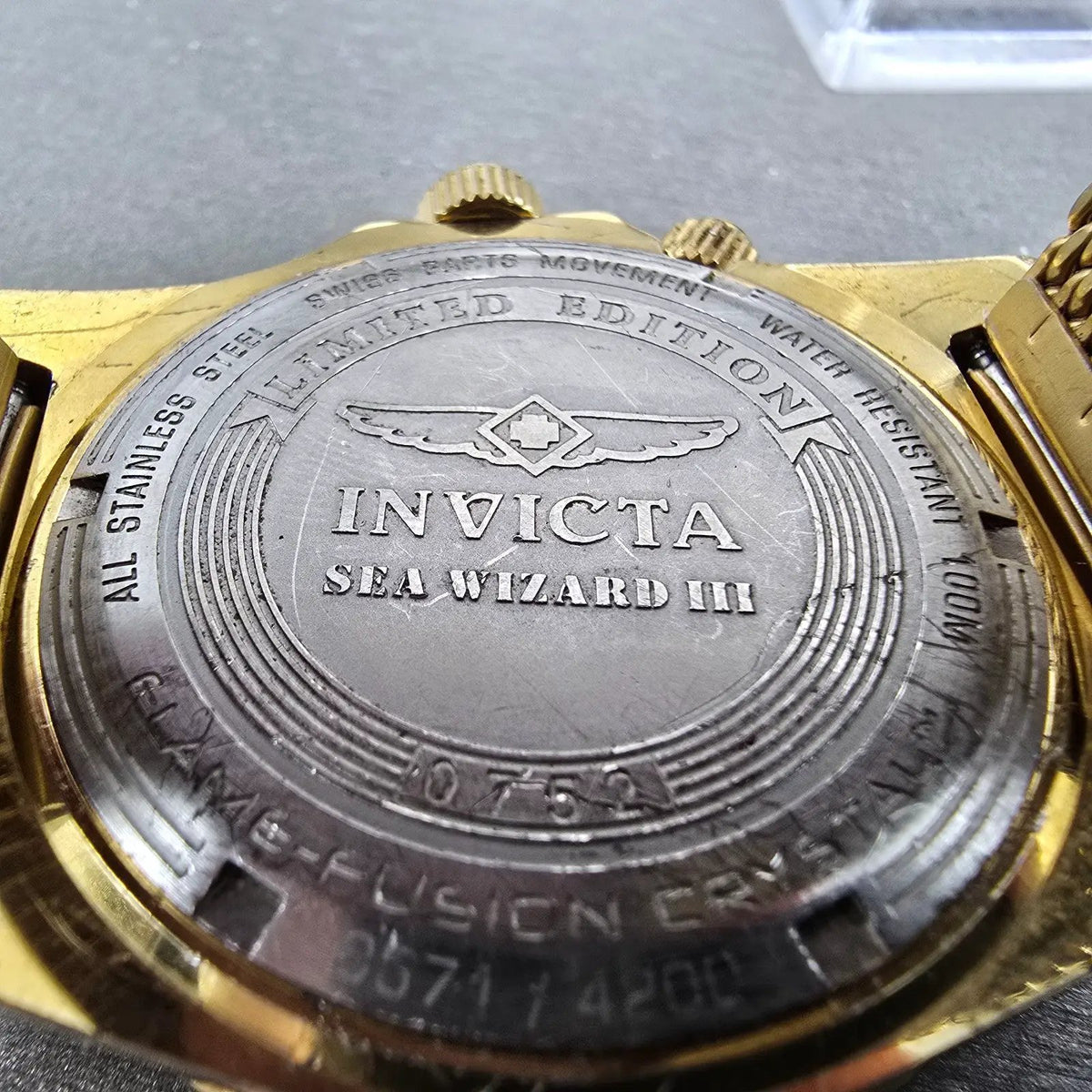 Invicta Sea Wizard Watch Men 44mm MOP Dial Gold Tone Daydate Round READ!! NewBat9