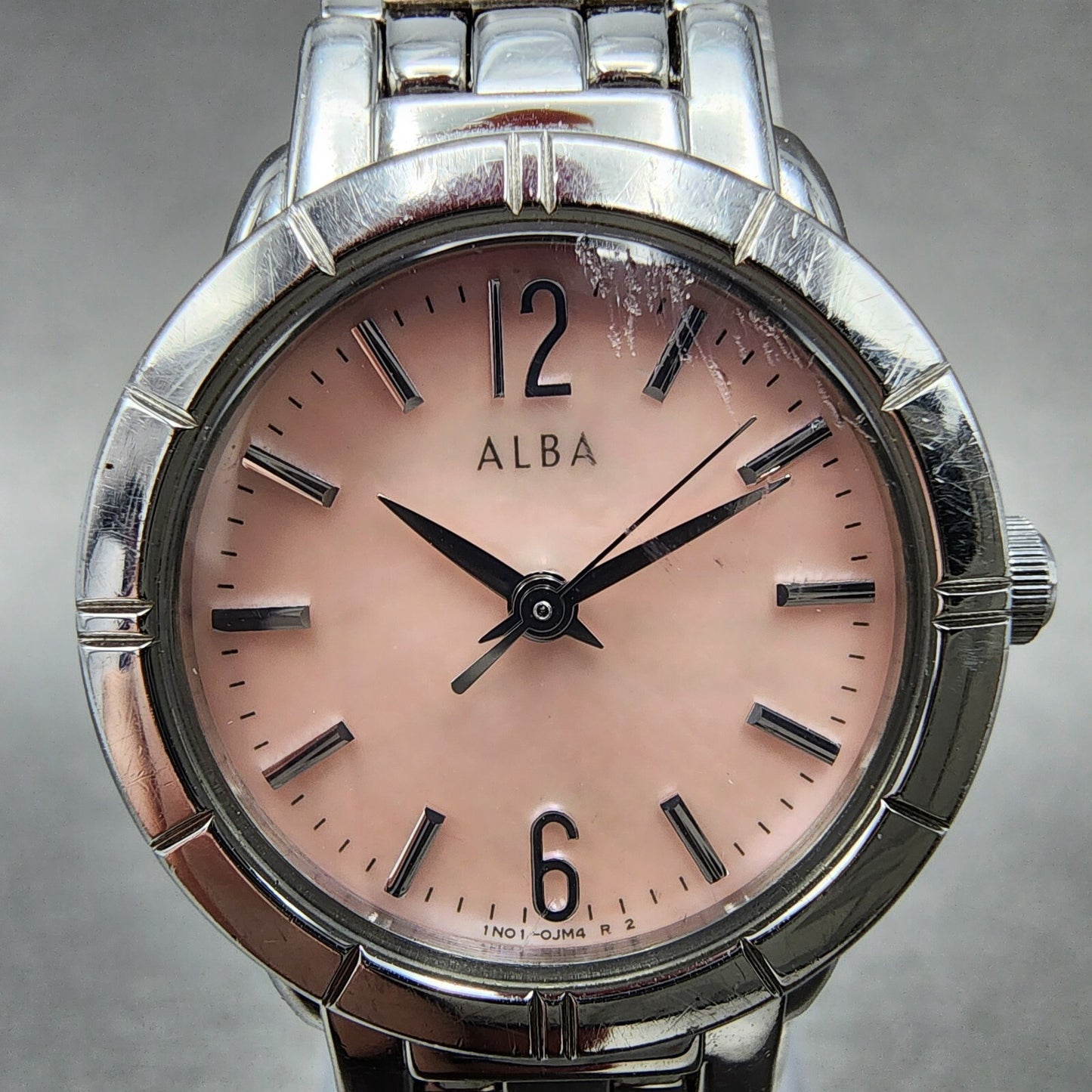 Seiko ALBA Watch Women 24mm Pink MOP Dial Steel Round 1N010EN0 New Battery1