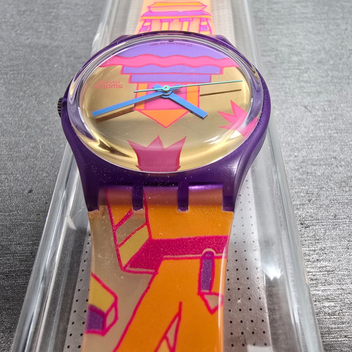 Swatch Rara Avis Watch Men 34mm Gold Dial Purple Case GV103 New Battery NOS7