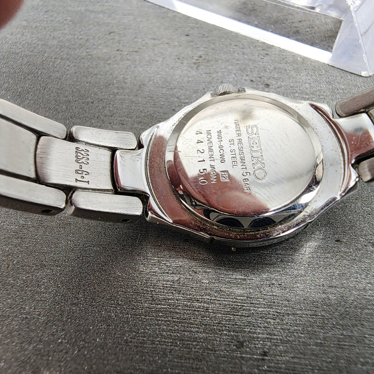 Seiko Watch Women 22mm MOP Dial Silver Tone Round 1n010cw0 New Battery9