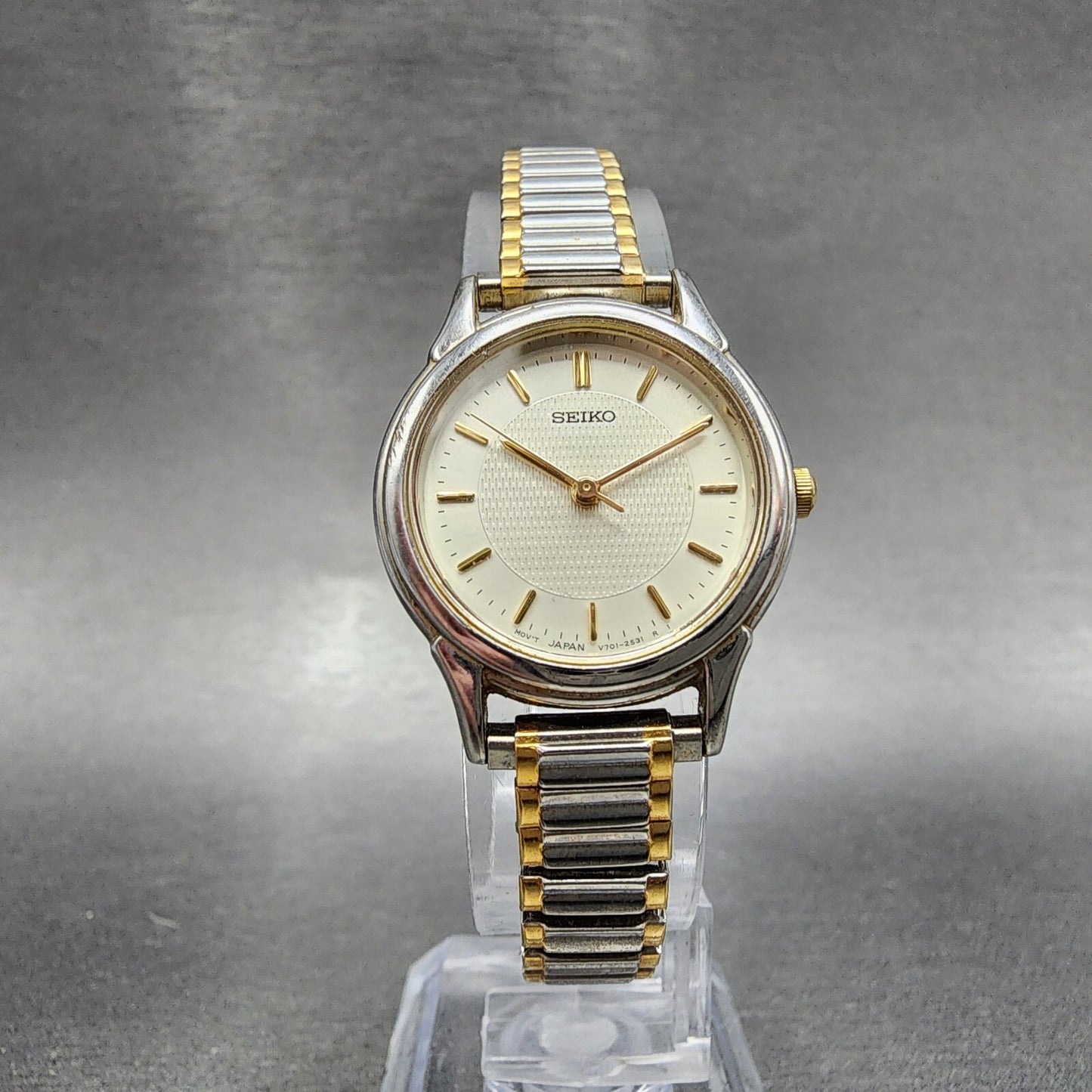 VTG Seiko Watch Women 24mm Champagne Dial Two Tone Round V701-1930 New Battery