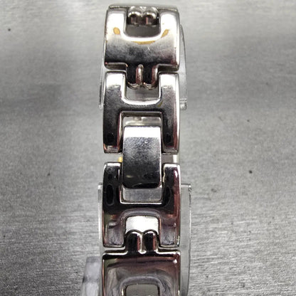 Seiko Watch Women 18mm White Dial Silver Tone Rectangle V401-6279 New Battery7