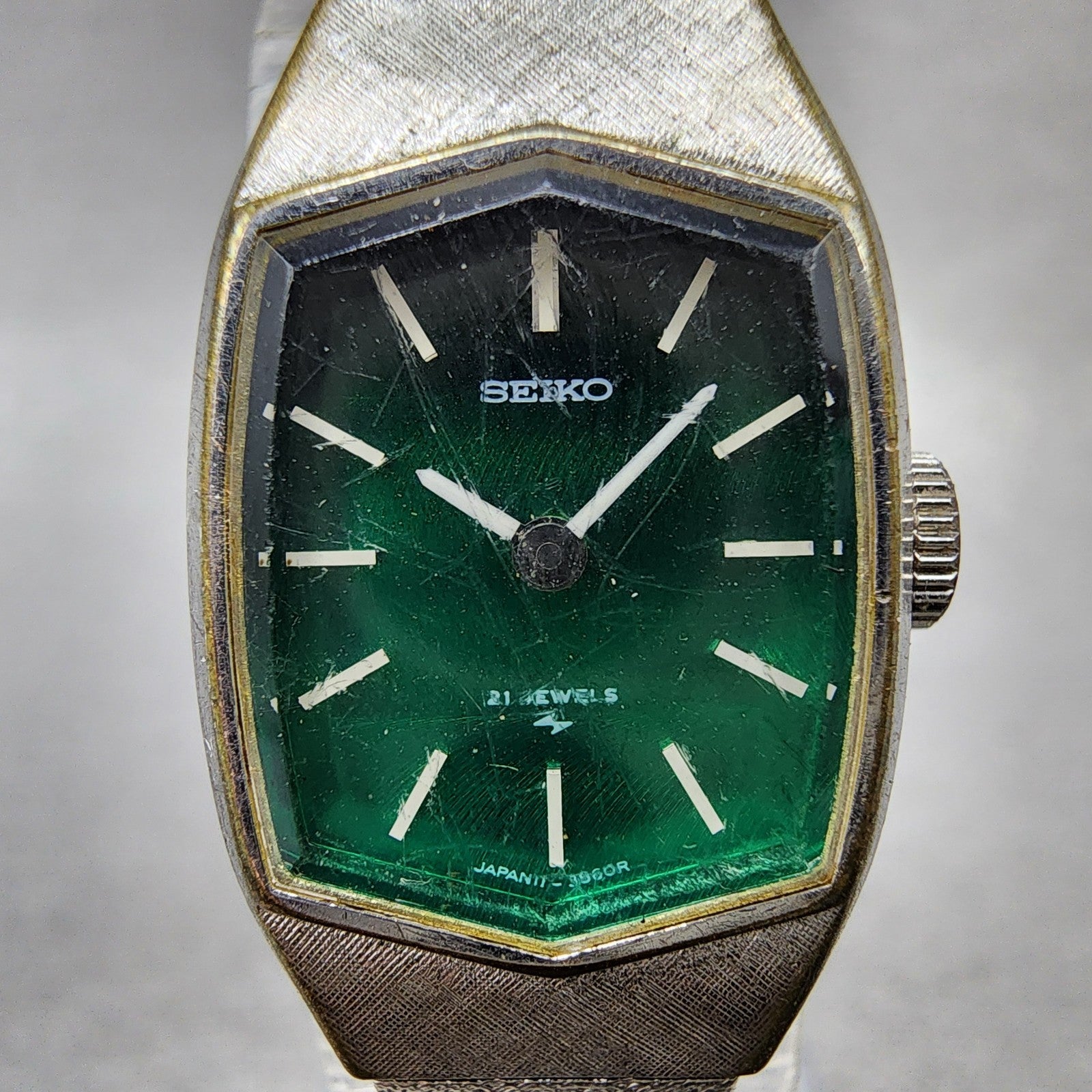Seiko Watch Women 17mm Green Dial Silver Tone Rectangle 114480 PARTS VTG2