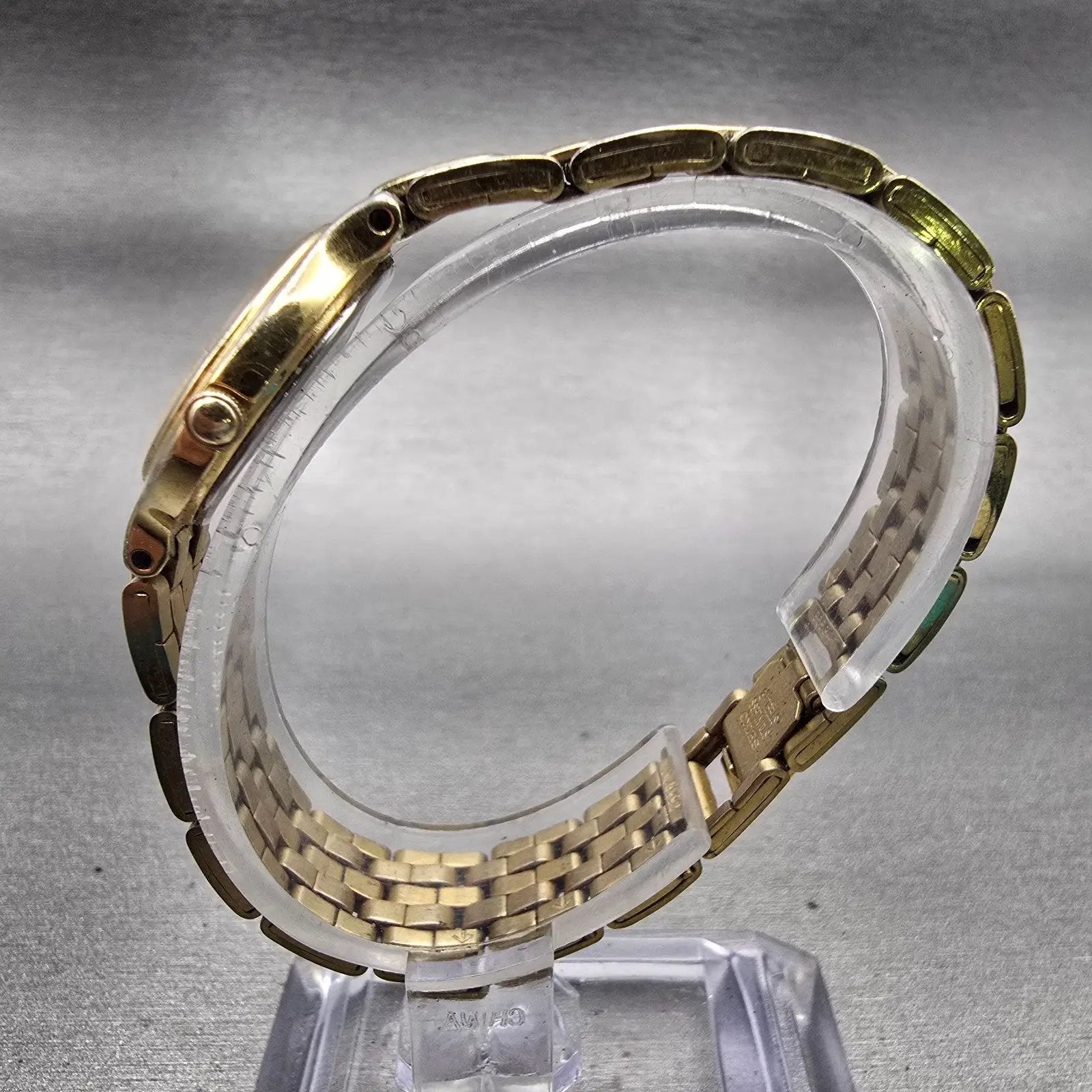 Seiko Watch Women 22mm Black Dial Gold Tone Round 1N00-0A99 New Battery Vintage6