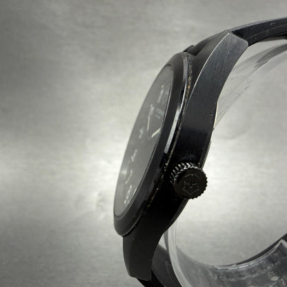 Victorinox Swiss Army Garrison Watch Men 40mm Black Dial Black Case Date PARTS3