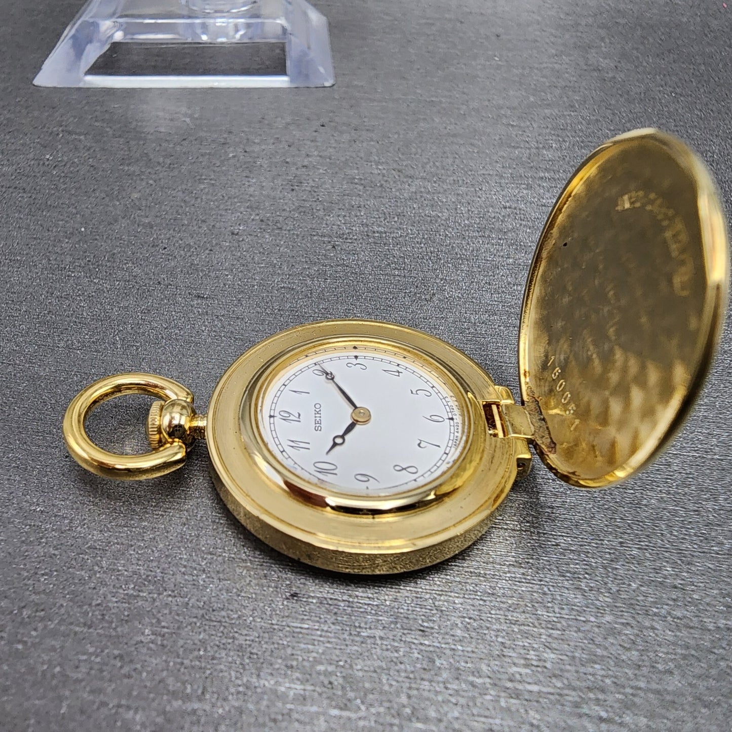 Seiko Pocket Watch Women 27mm White Dial Gold Tone 4n200450 New Battery5