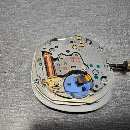 Seiko 5932A Quartz Movement Date Three Hand Parts Vintage 6 Jewels3