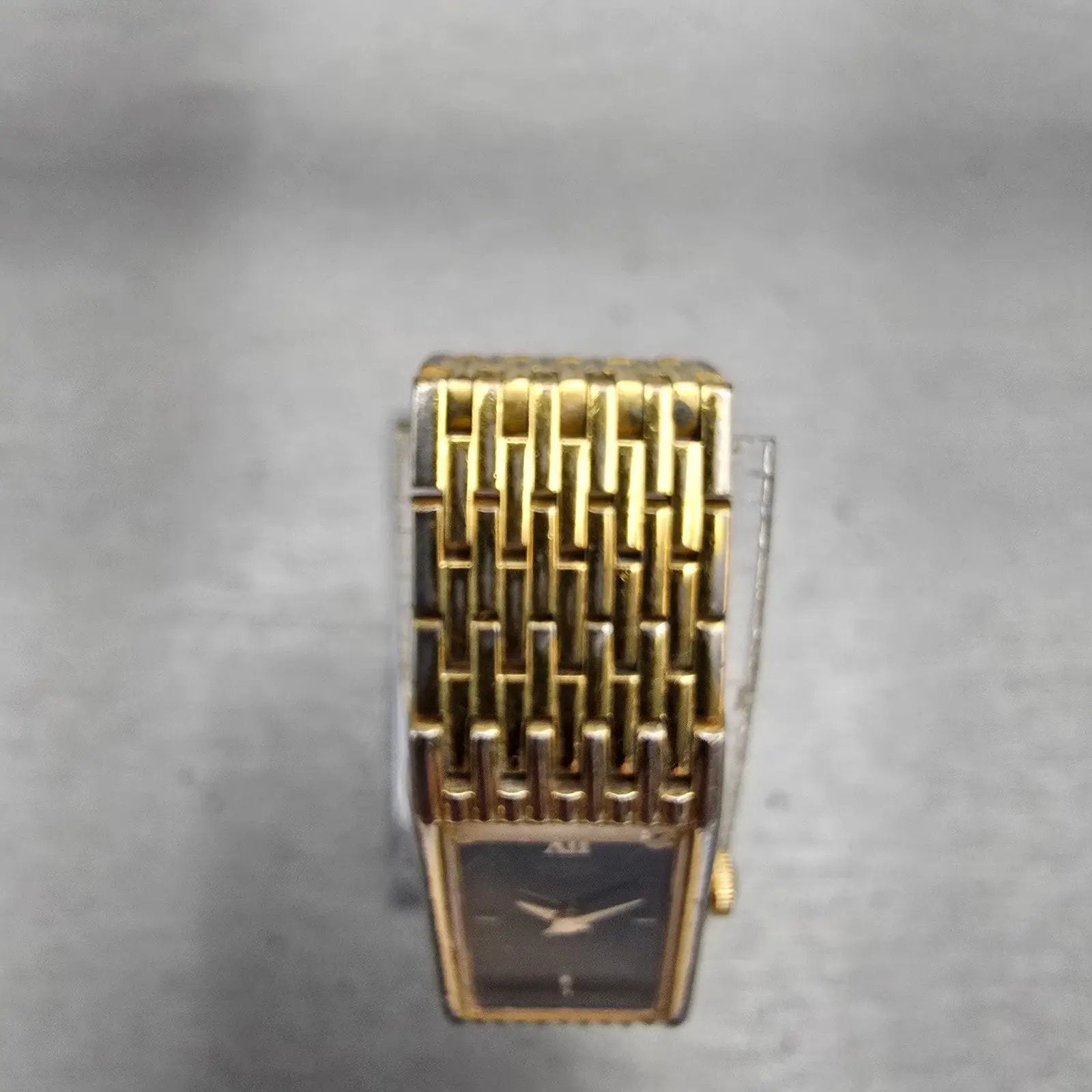 Seiko Watch Women 13mm Black Dial Gold Tone Rectangle 2E20-6709 New Battery VTG4