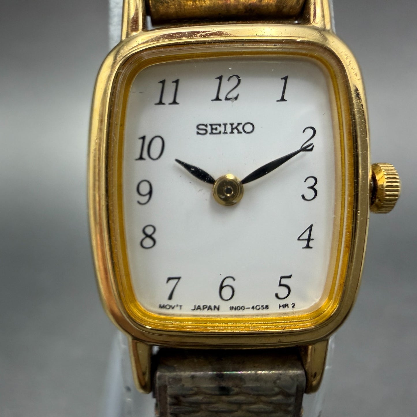 Seiko Tank Watch Women 18mm White Dial Gold Tone Rectangle 1N00-5K29 New Bat1