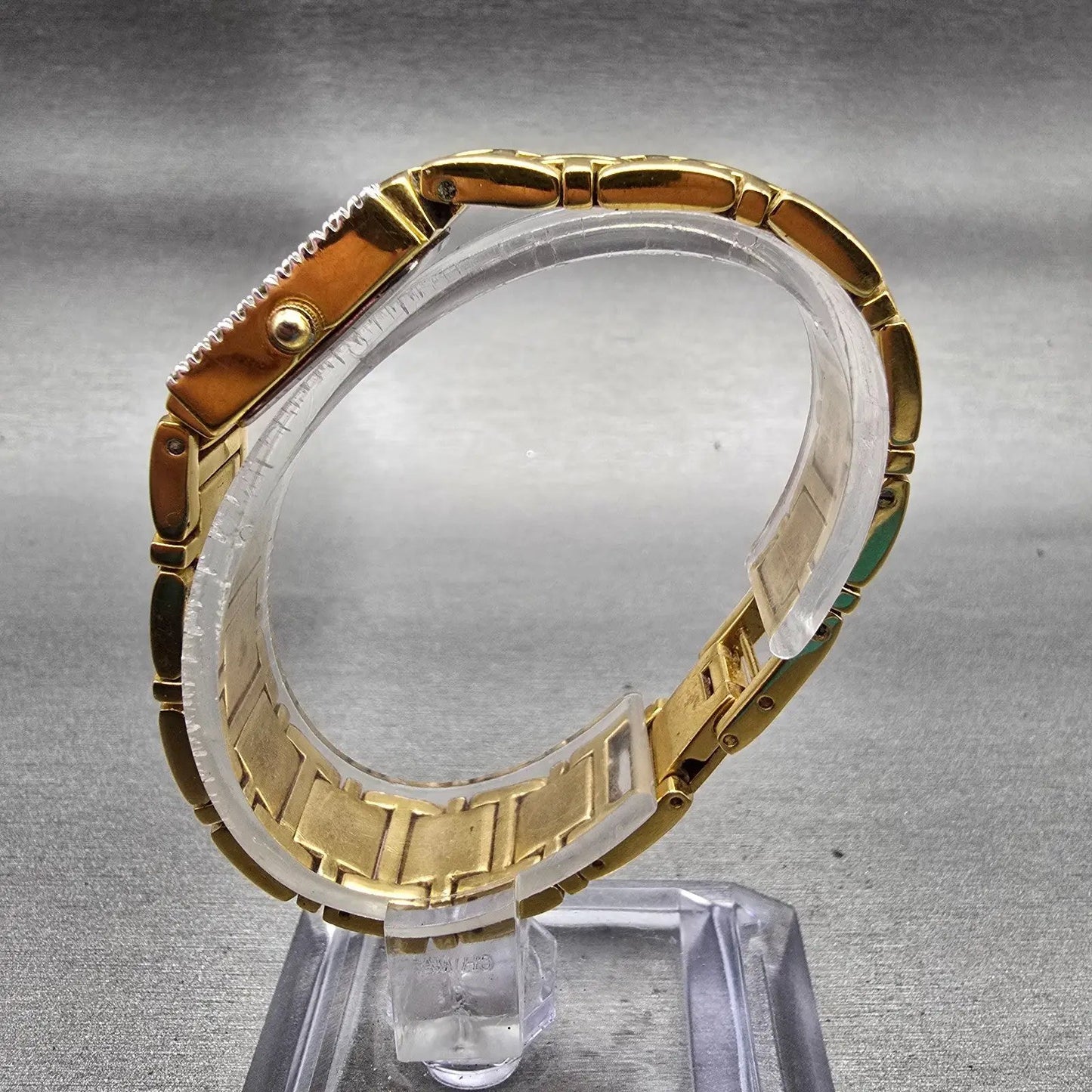 Bulova Watch Women 16mm Gold Dial Gold Tone Rectangle 98R52 New Battery Diamonds6
