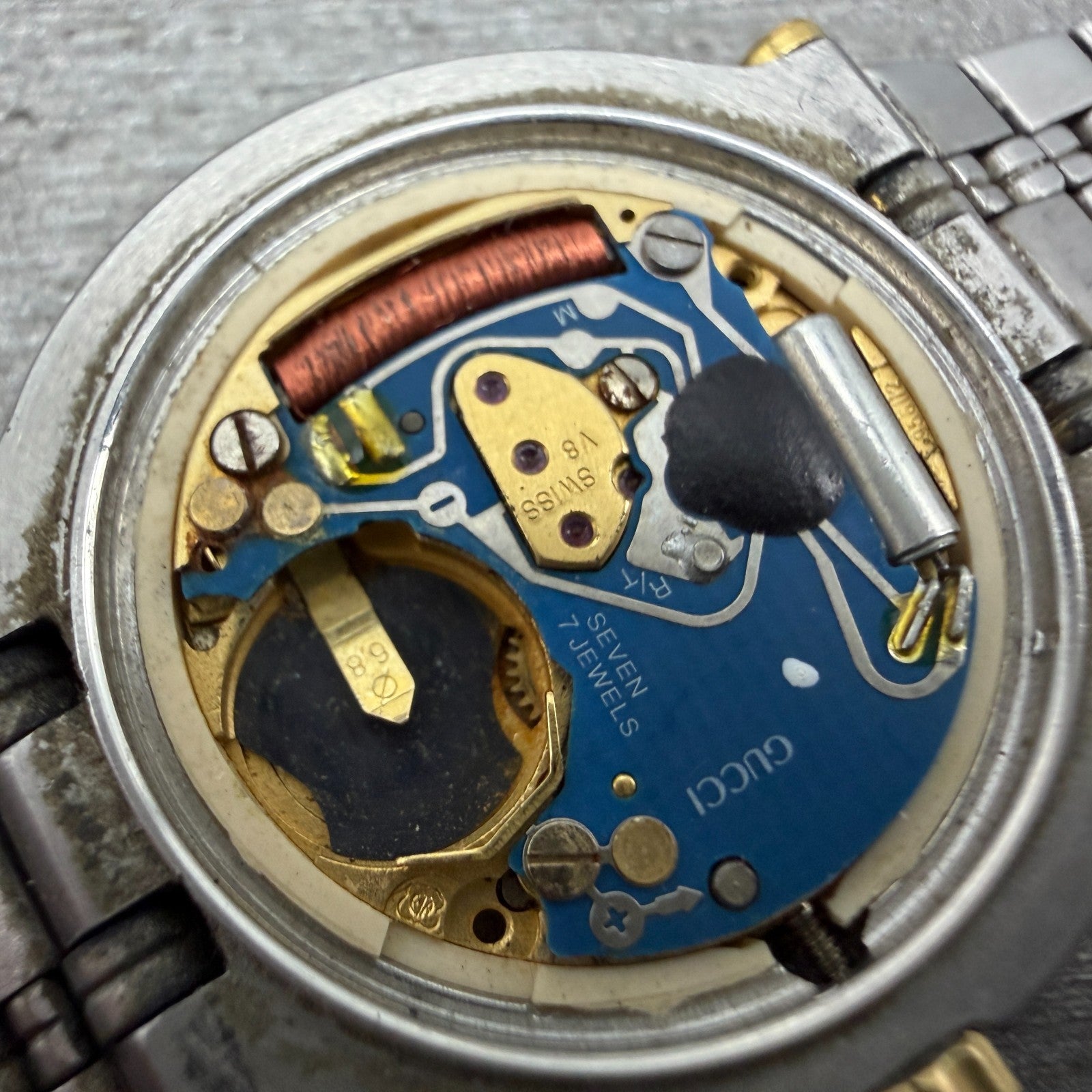 Gucci 9000L Watch Women 25mm Cream Dial Two Tone Date Round NO CASEBACK PARTS11