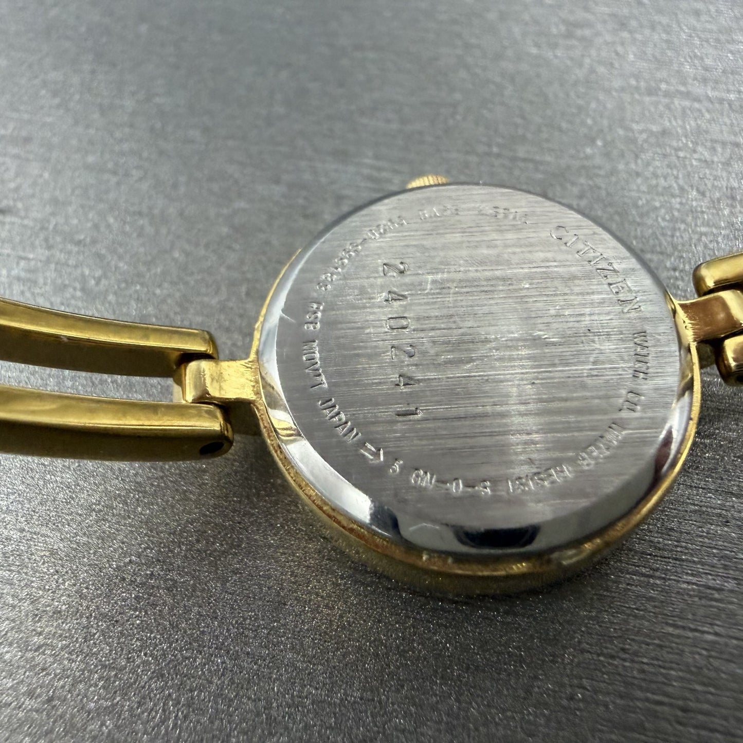 Citizen Watch Women 20mm Champagne Dial Gold Tone Round 5920-S99183 New Battery9