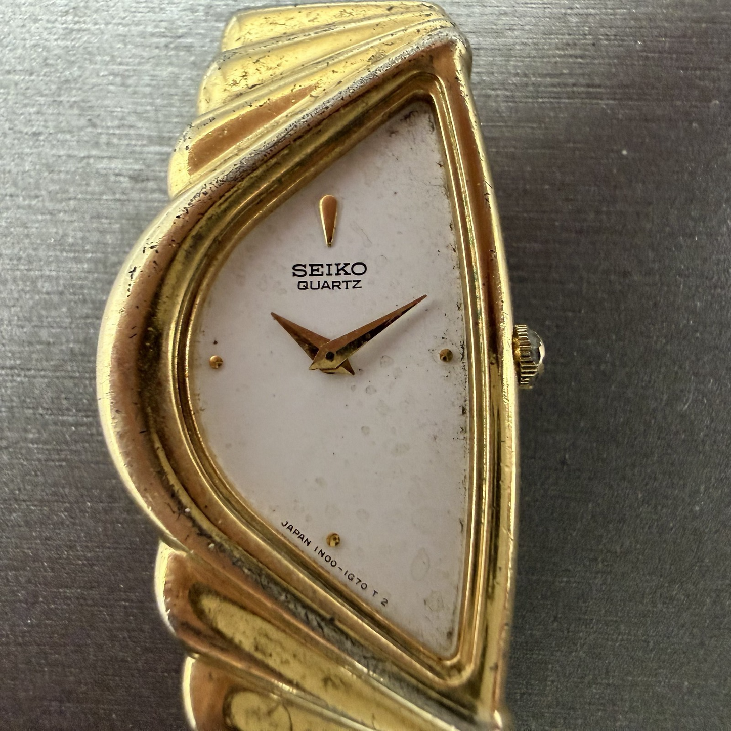 Seiko Half Moon Watch Women 20mm White Dial Gold Tone 1N00-5E09 PARTS2