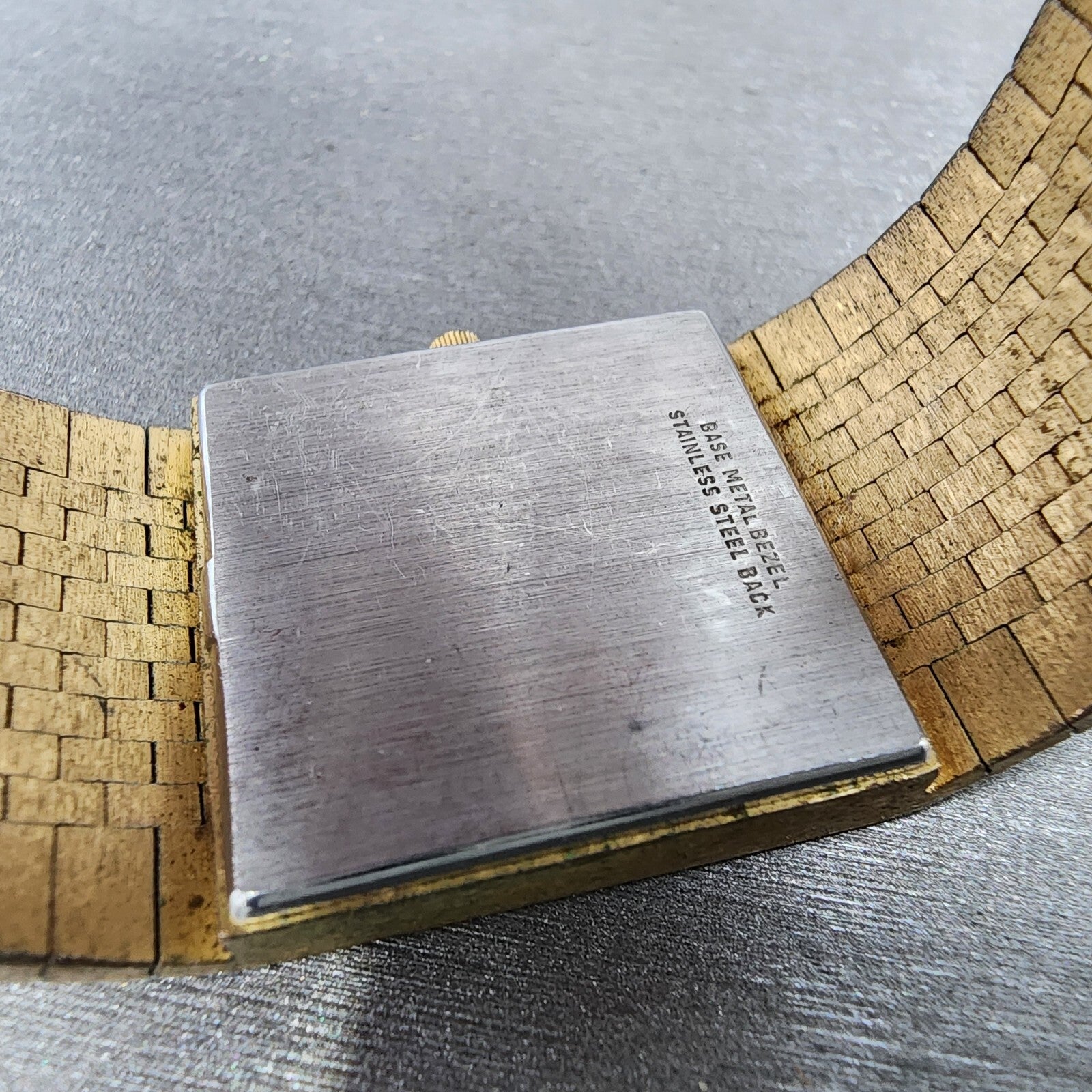 Lord Elgin Tank Watch Men 26mm Gold Dial Gold Tone Square PARTS10