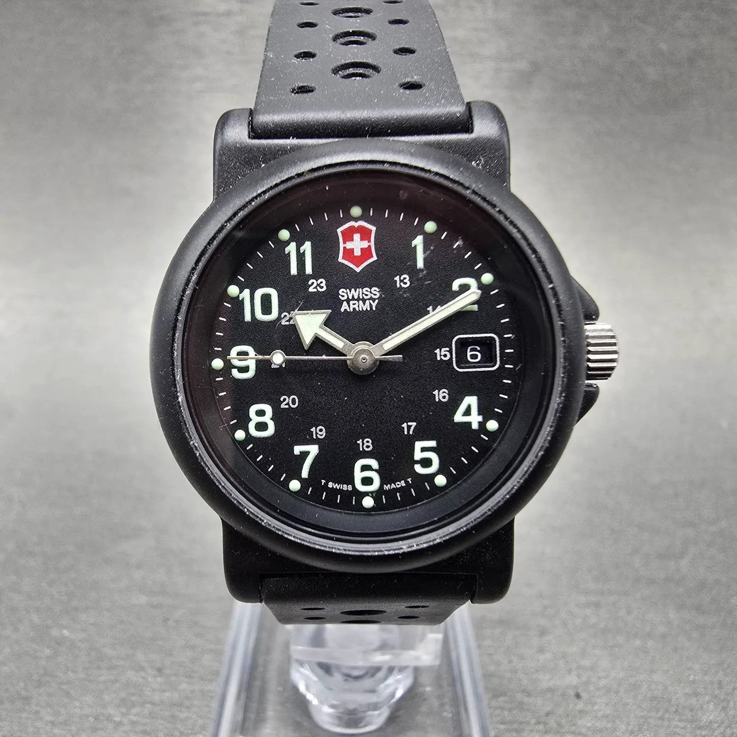 Swiss Army Renegade Watch Women 30mm Black Dial Black Tone Date 24229 PARTS0