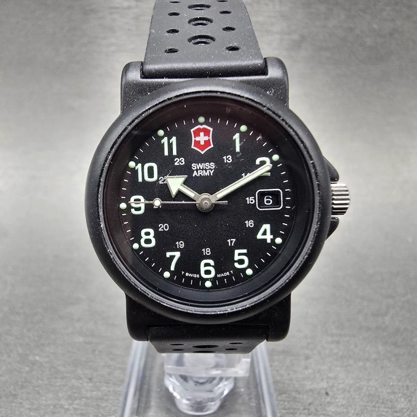 Swiss Army Renegade Watch Women 30mm Black Dial Black Tone Date 24229 PARTS0