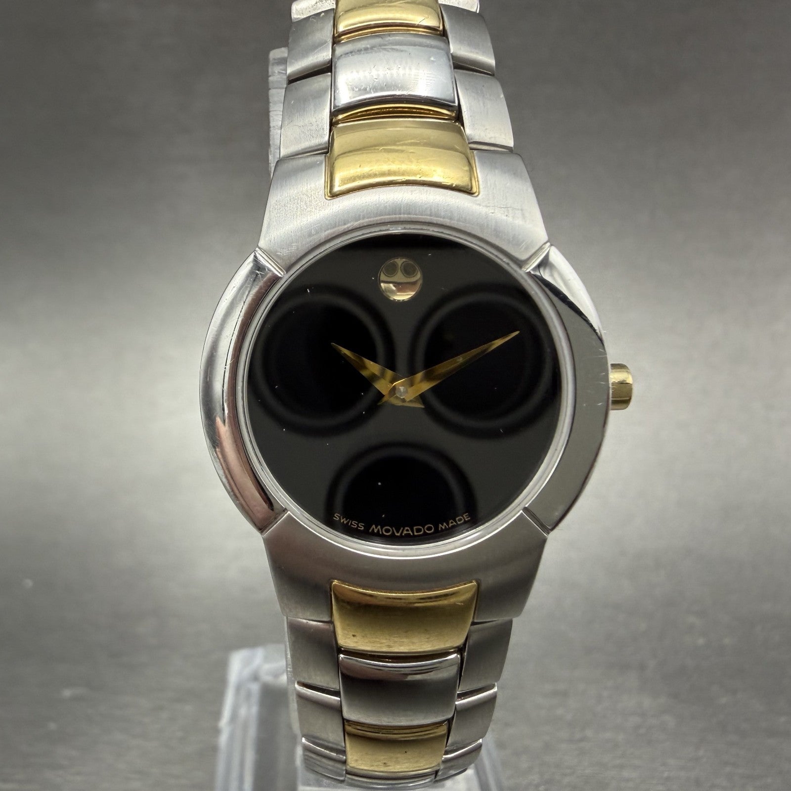 Movado Museum Watch Women 25mm Black Dial Two Tone Round 81 A1 1842 New BatteryA0