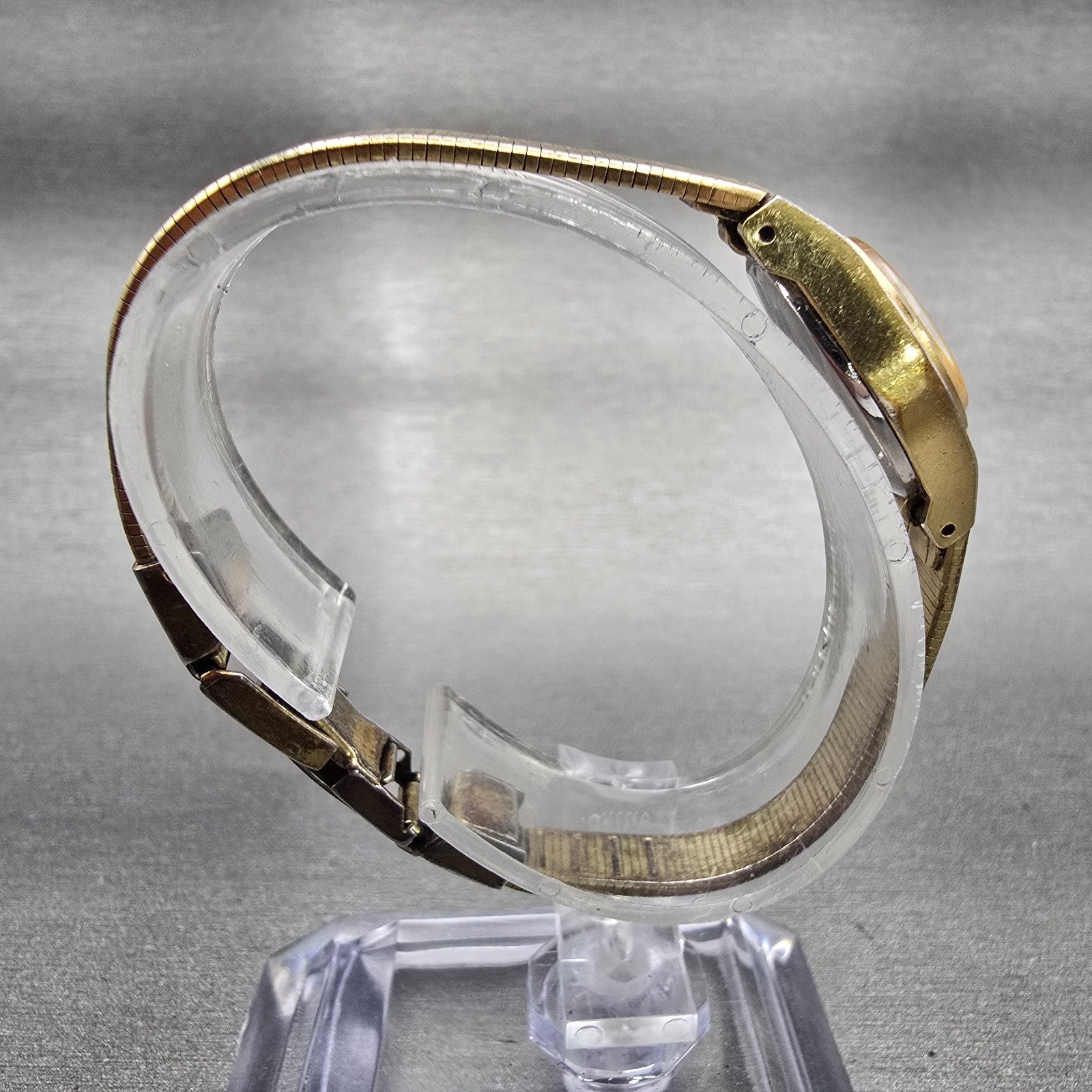 Seiko Watch Women 17mm Champagne Dial Gold Tone Round 5421-0030 New Battery VTG8