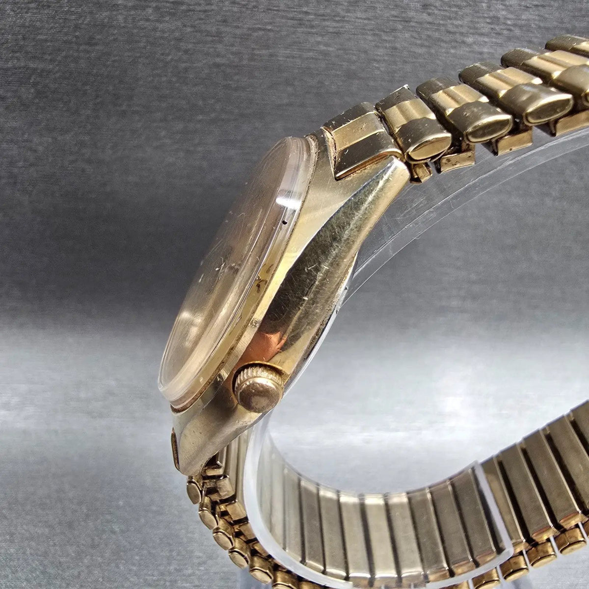 Citizen CQ Watch Men 35mm Gold Dial Gold Daydate 6100-S24876 New Battery JP VTG2