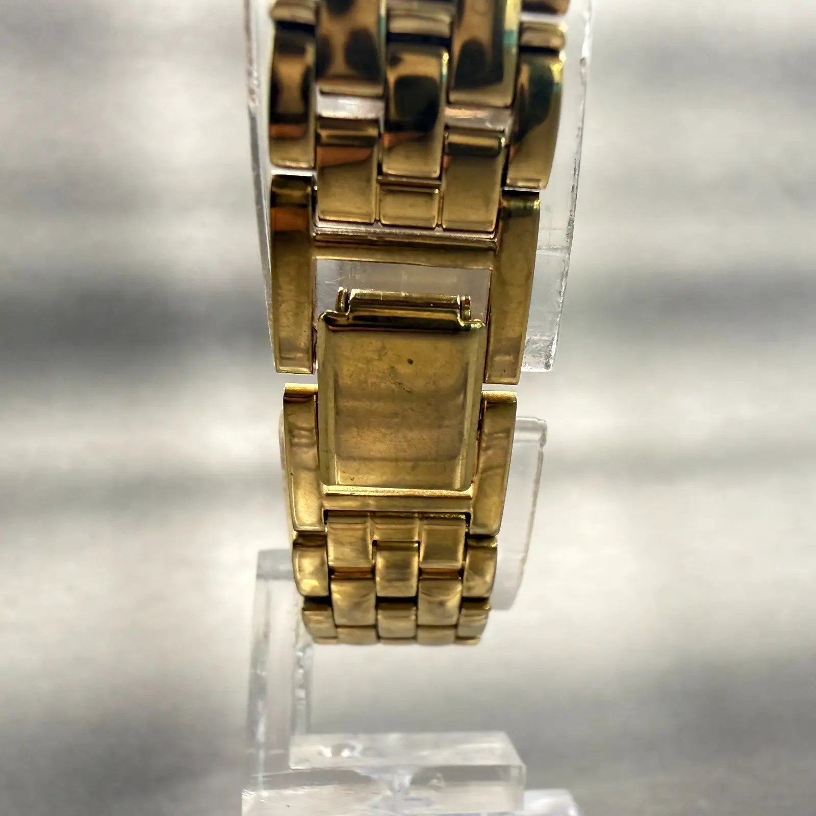 Seiko Watch Women 17mm Black Dial Gold Tone Rectangle V400-5498 New Battery VTG7