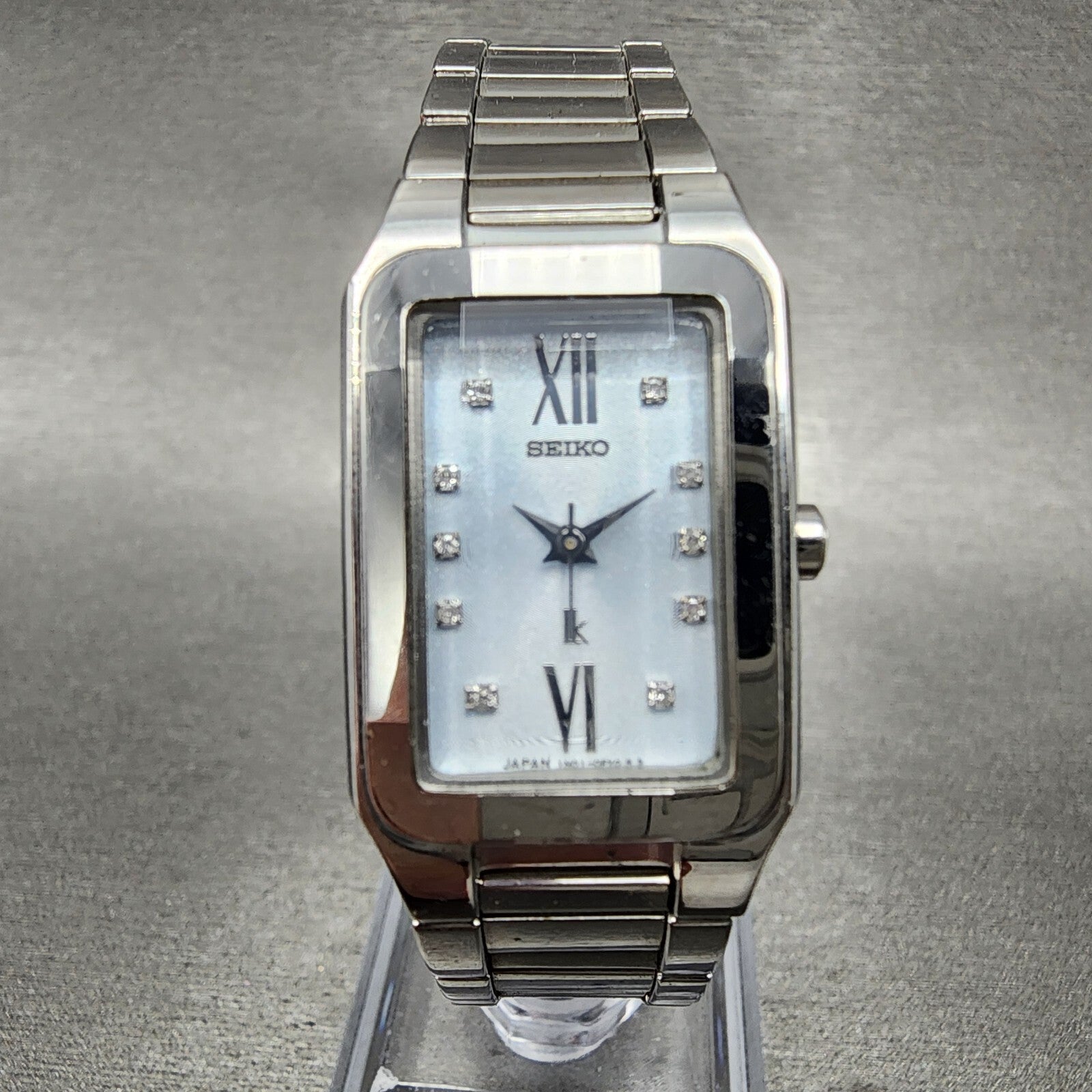 Seiko Lukia Tank Watch Women 20mm Gray Dial Stainless Steel Rectangle New Batt0