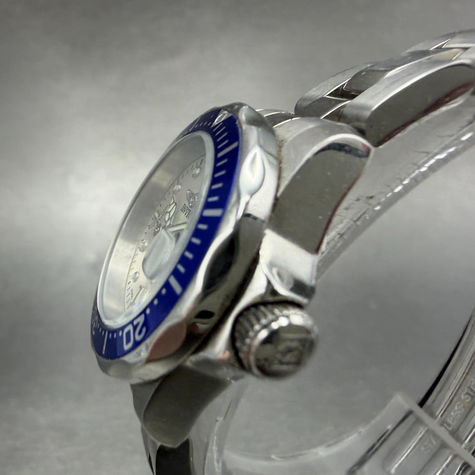 Invicta Dive Watch Women 24mm White Dial Steel Date Blue 14125 Round New Battery2