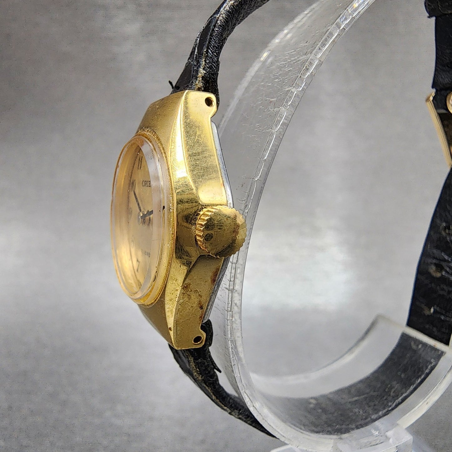 Orient Watch Women 21mm Gold Dial Gold Tone Round Manual Wind Runs Vintage3