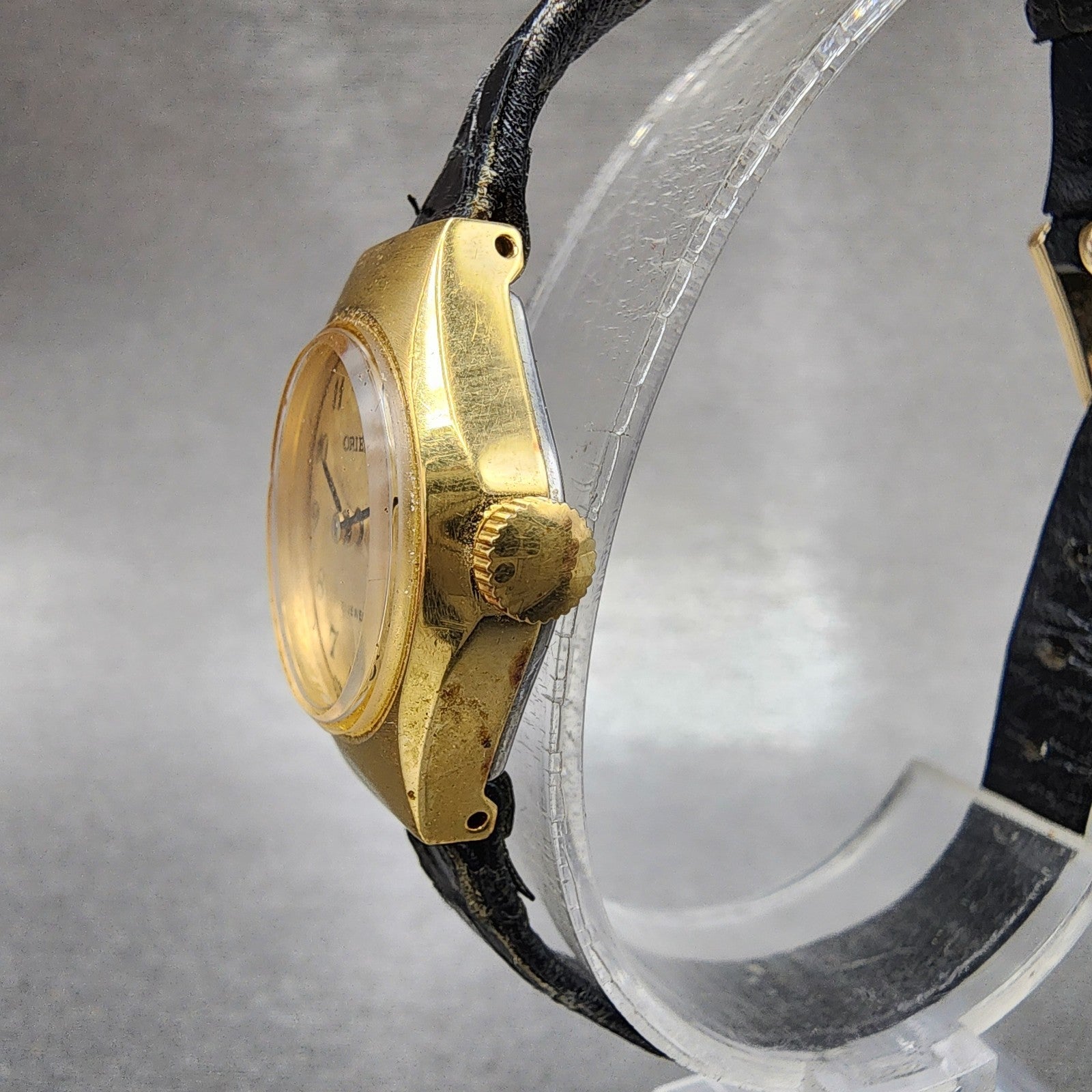 Orient Watch Women 21mm Gold Dial Gold Tone Round Manual Wind Runs Vintage3