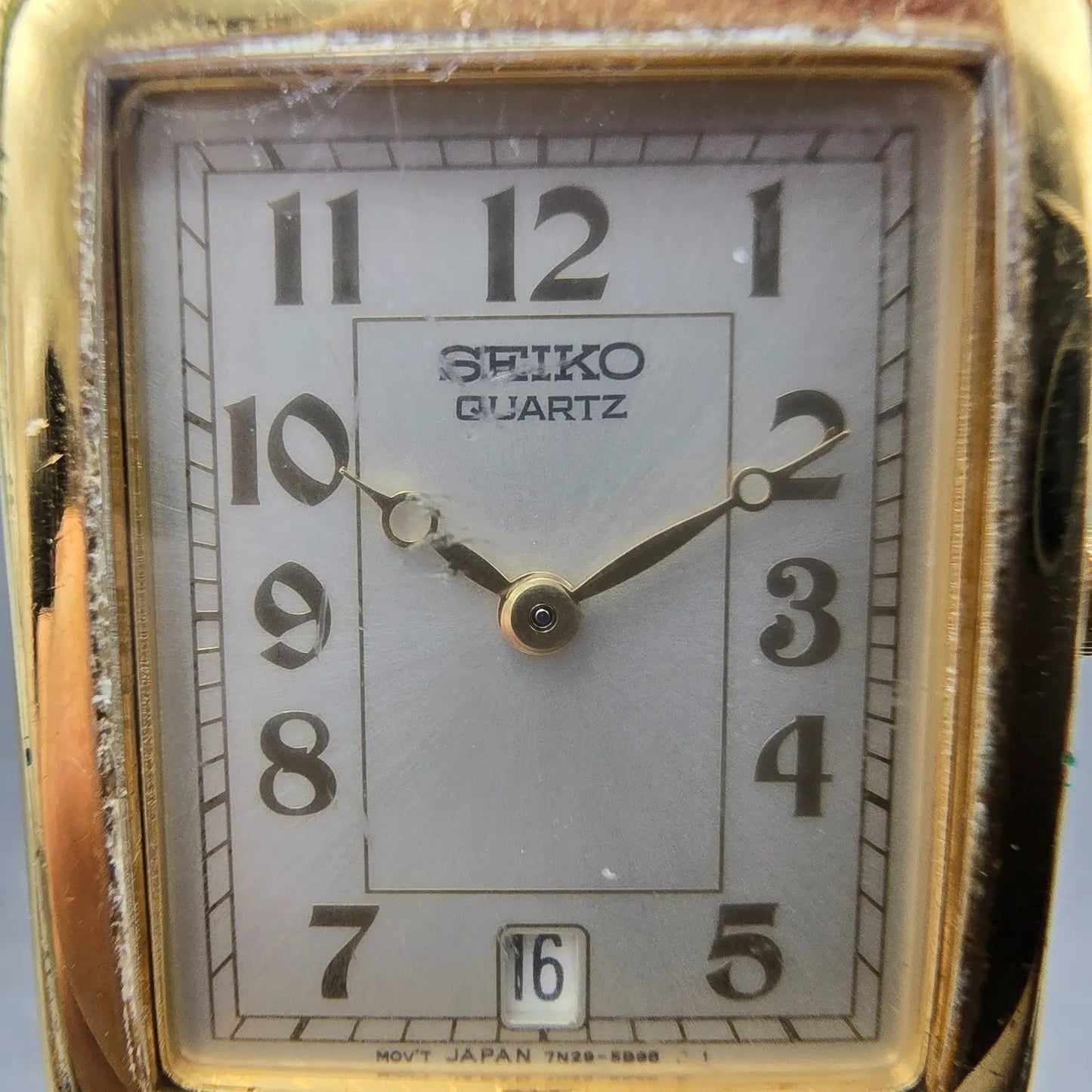 Seiko Tank Watch Men 26mm Silver Dial Gold Tone Date Rectangle 7N29-5B99 PARTS2