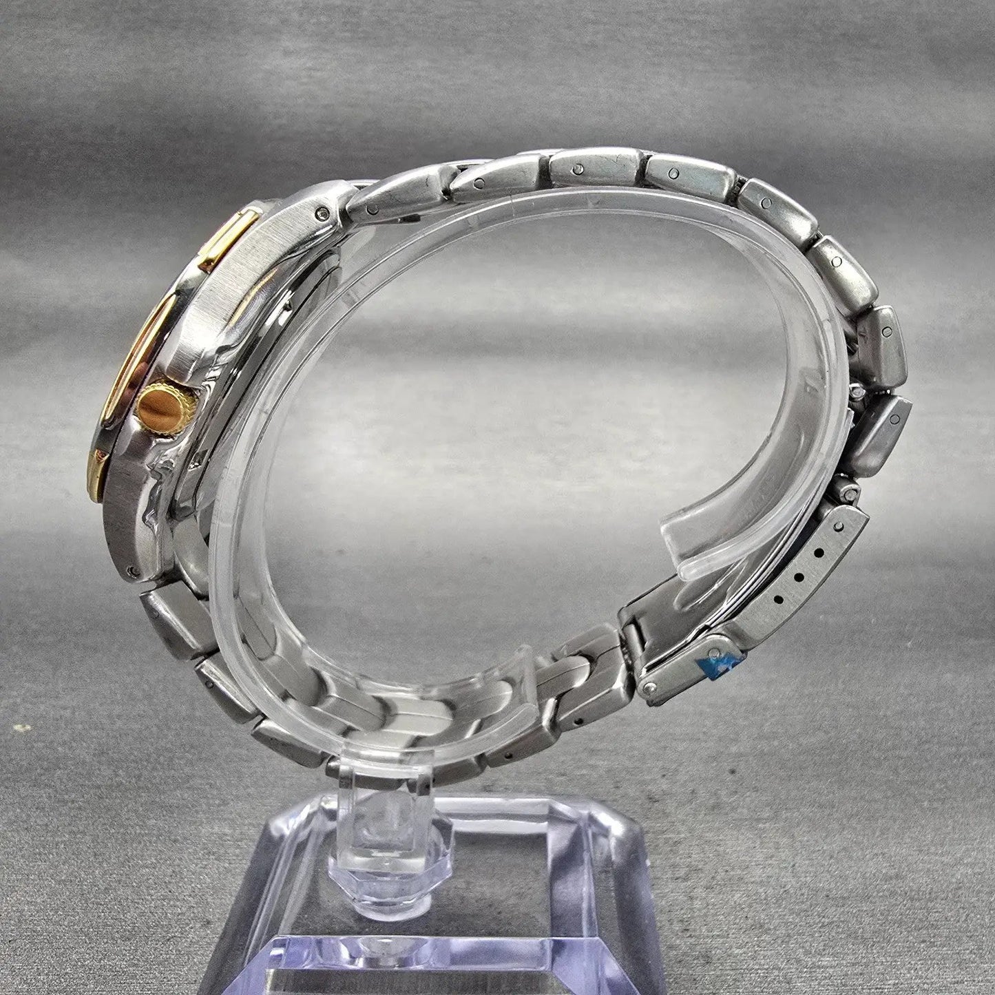 Seiko Pulsar Watch Men 39mm Silver Dial Two Tone Date Round VX42-X019 New Batt6