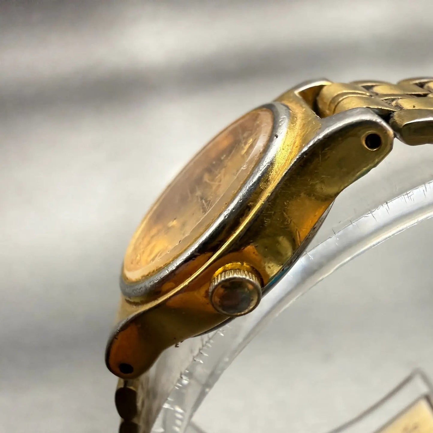 Seiko SX Watch Women 17mm Gold Dial Two Tone Oval V401-5101 New Battery Vintage2