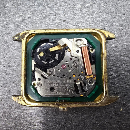 Seiko 5Y00A Quartz Movement Works W/Case And Hands Vintage0