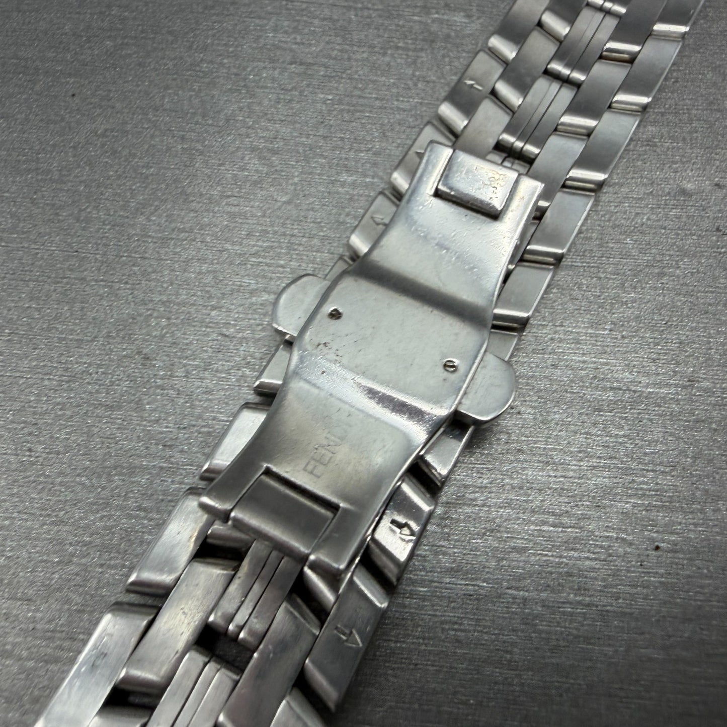 Fendi Watch Men 36mm White Dial Two Tone Date Round 2500G New Battery21