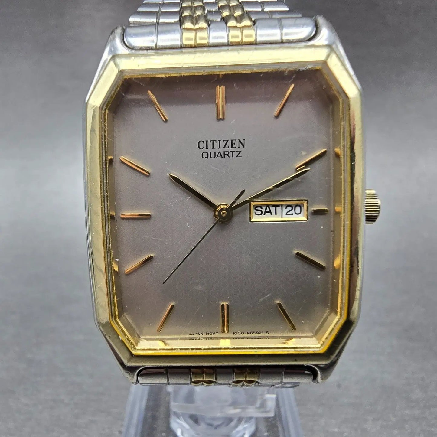 Citizen Watch Men 27mm Silver Dial Two Tone Daydate Rectangle 1000-S63871 NewBat0