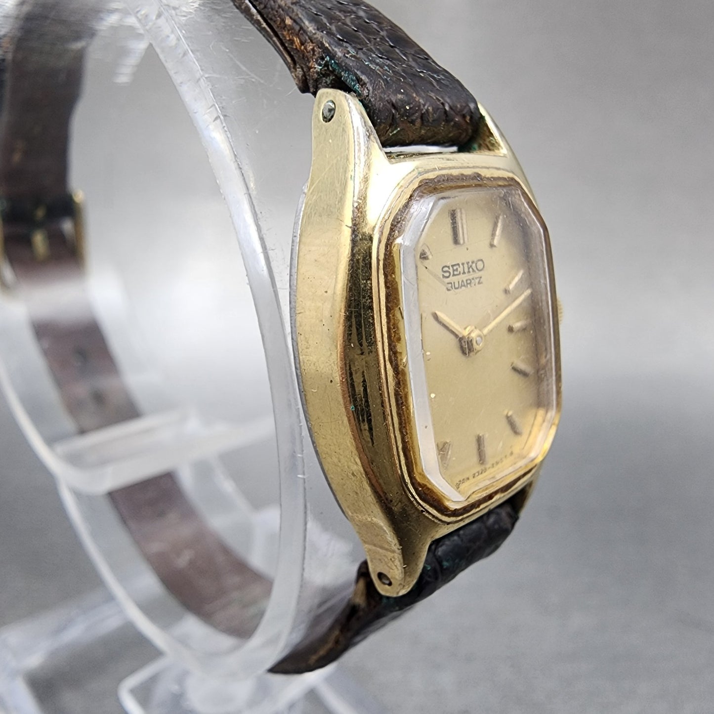 Seiko Tank Watch Women 17mm Champagne Dial Gold Tone 23206559 New Battery4