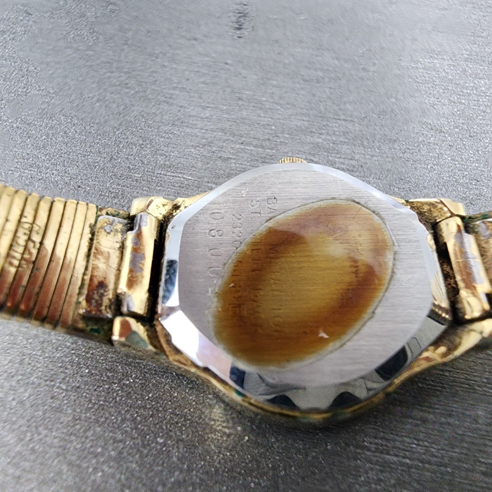 Seiko Watch Women 20mm Cream Dial Gold Tone Oval 23205439 New Battery9