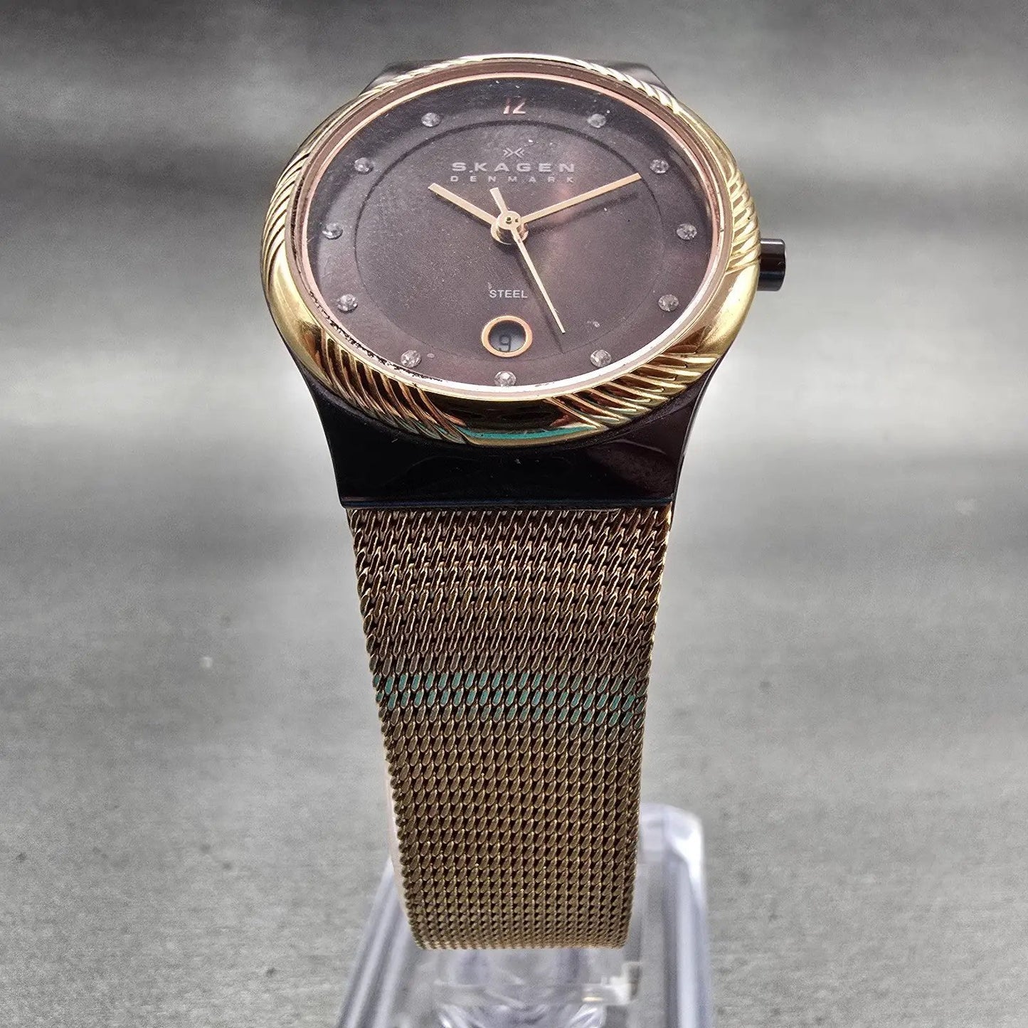 Skagen Denmark Watch Women 27mm Brown MOP Dial Gold Tone Date 880LRDR New Batt5