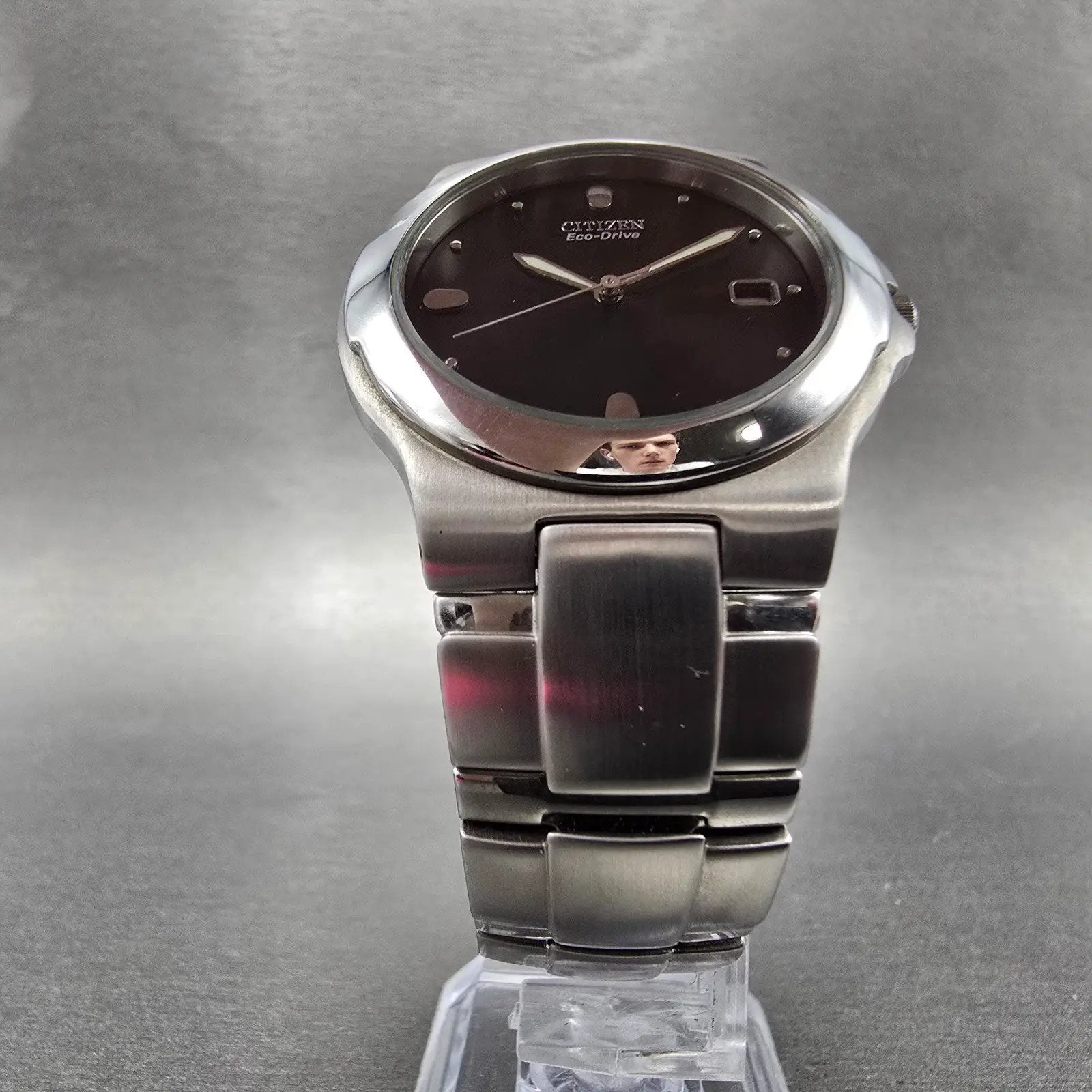 Citizen Eco-Drive Watch Men 36mm Black Dial Silver Tone Date E111-K16750 Runs5