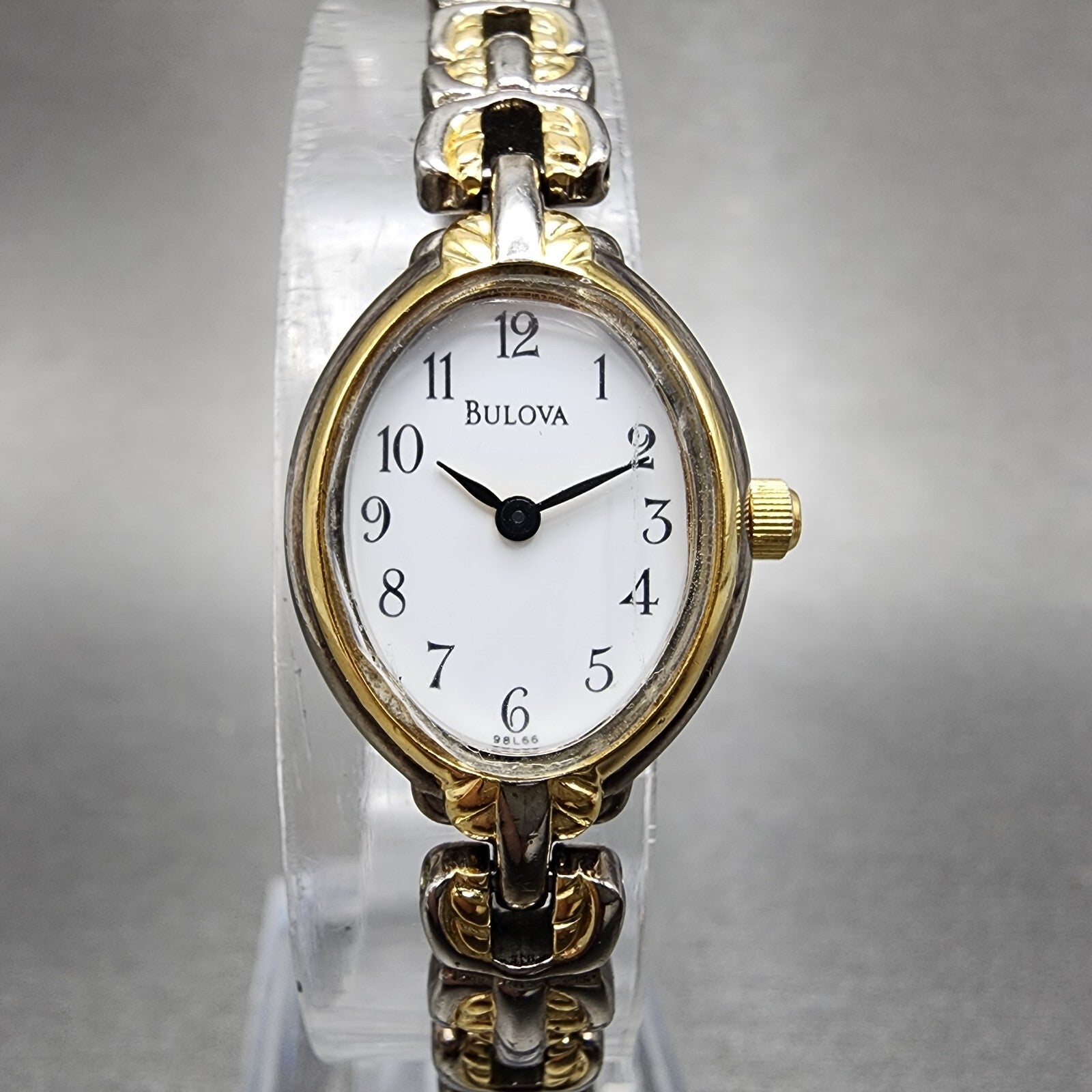 Bulova Watch Women 16mm White Dial Two Tone Oval 98L66 New Battery Vintage0