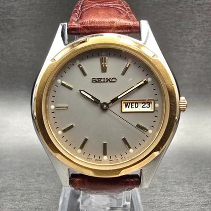 Seiko Watch Men 37mm Gray Dial Two Tone Daydate Round 7N43-8199 New Battery0