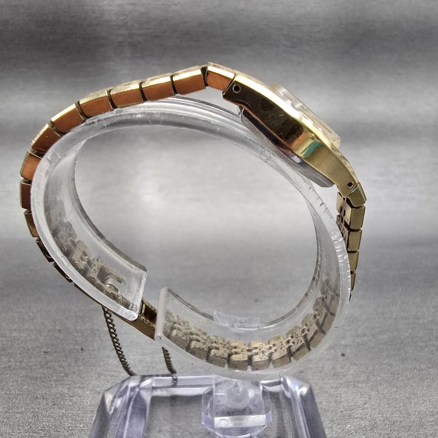Seiko Watch Women 17mm Gold Dial Gold Tone Round 11-0639 Manual Wind Works VTG8